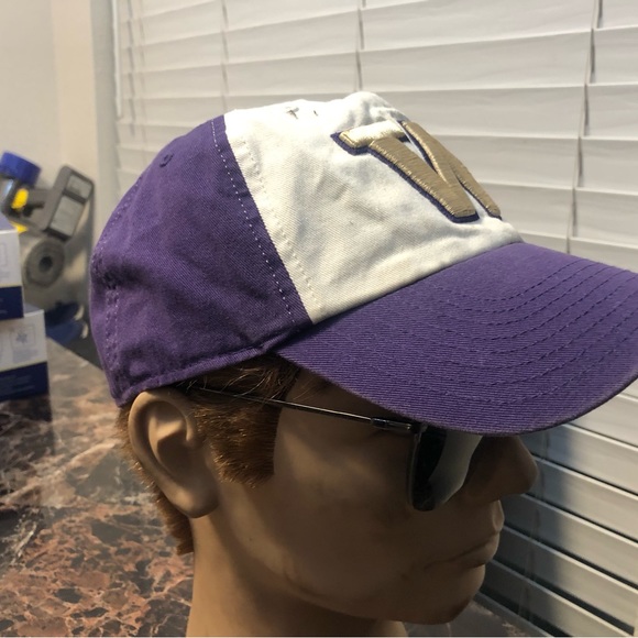 47 Brand NCAA Washington Huskies Men’s Purple White Caps Size Medium - Picture 3 of 11